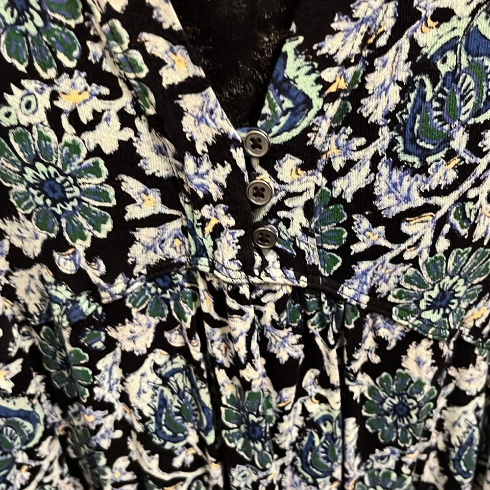EUC FREE PEOPLE XS Long Sleeved Tunic Top Floral Print